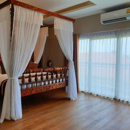 Chunlee Grand Korat Hotel Nakhon Ratchasima Exterior photo